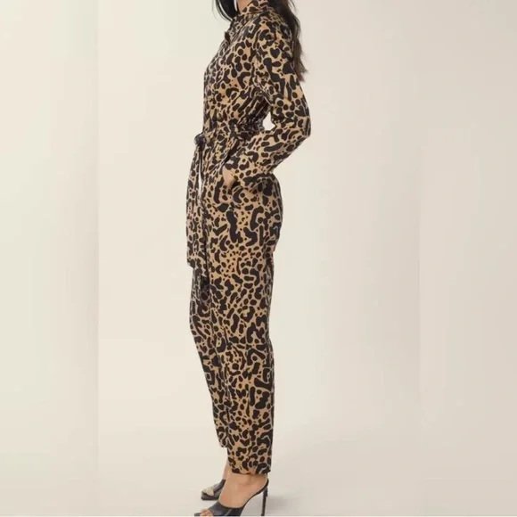 LITA By Ciara Utility Jumpsuit New With Tags - Picture 3 of 10